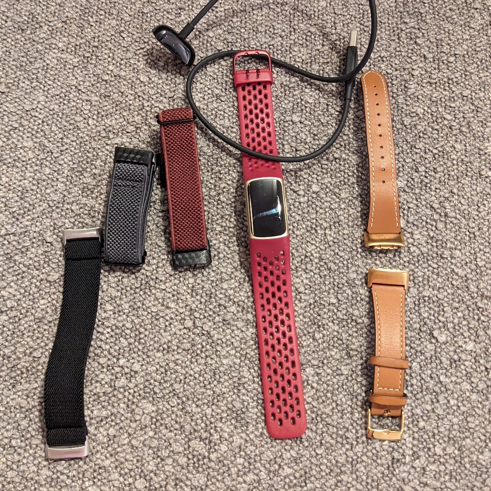 Fitbit Charge 5